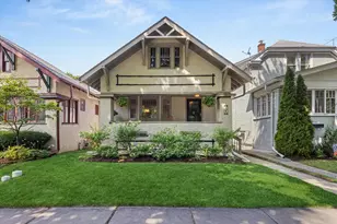 735 Gunderson Ave, Oak Park, IL 60304 - Photo 1