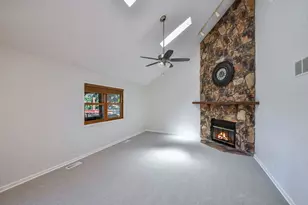 2721 Springdale Cir, Naperville, IL 60564 - Photo 8