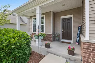 4355 Fraser Cir, Naperville, IL 60564 - Photo 2