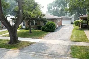 1326 Imperial Ave, Calumet City, IL 60409 - Photo 1