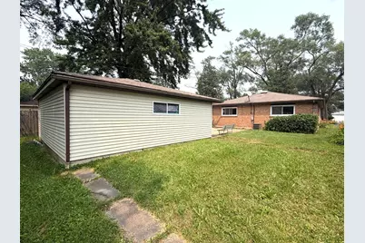 1326 Imperial Avenue, Calumet City, IL 60409 - Photo 20
