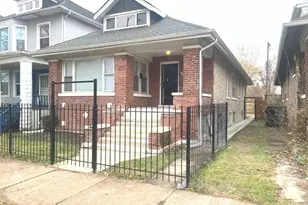 11416 S King Dr, Chicago, IL 60628 - Photo 2