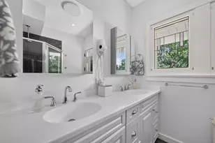 729 W Downer Pl, Aurora, IL 60506 - Photo 72