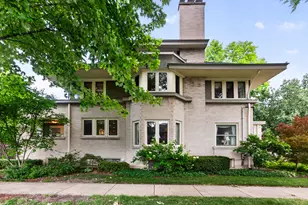 729 W Downer Pl, Aurora, IL 60506 - Photo 112