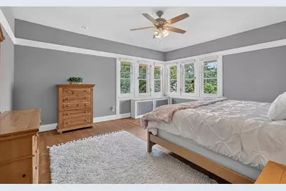 729 W Downer Place, Aurora, IL 60506 - Photo 76