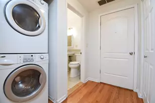 3104 W Argyle St, Chicago, IL 60625 - Photo 22