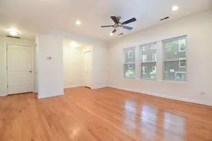 3104 W Argyle St, Chicago, IL 60625 - Photo 8