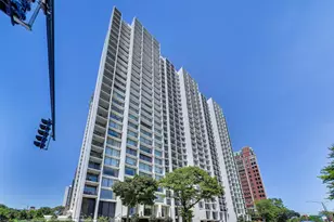 3200 N Lake Shore Dr, Chicago, IL 60657 - Photo 4