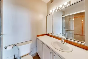 3200 N Lake Shore Dr, Chicago, IL 60657 - Photo 26