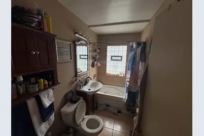 12553 S Lowe Street, Chicago, IL 60628 - Photo 8