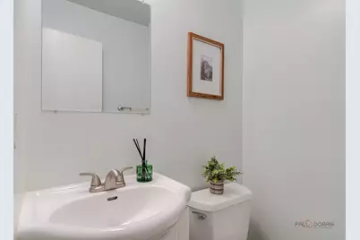 [Address not provided], Libertyville, IL 60048 - Photo 4