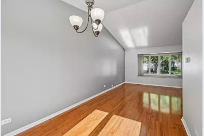 1036 E Meadow Lake Drive, Palatine, IL 60074 - Photo 6