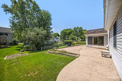 1014 Whirlaway Avenue, Naperville, IL 60540 - Photo 32