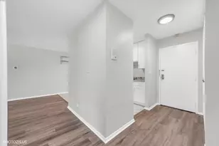 1103 Miller Ln, Buffalo Grove, IL 60089 - Photo 10
