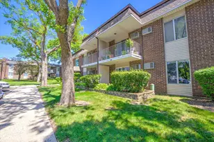 1103 Miller Ln, Buffalo Grove, IL 60089 - Photo 1