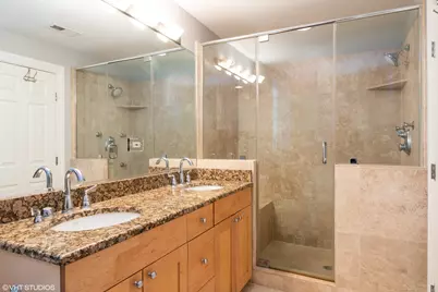 906 W Barry Avenue #3, Chicago, IL 60657 - Photo 10