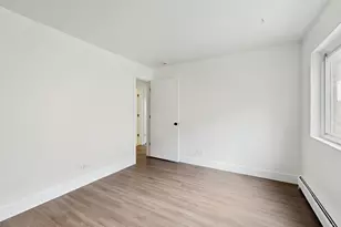 10382 Michael Todd Terrace, Glenview, IL 60025 - Photo 10