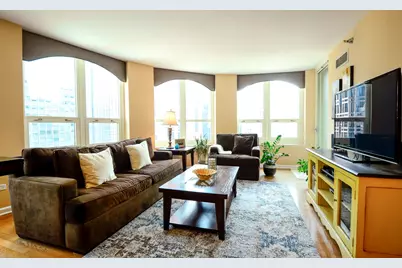 345 N Lasalle Street #2406, Chicago, IL 60654 - Photo 18