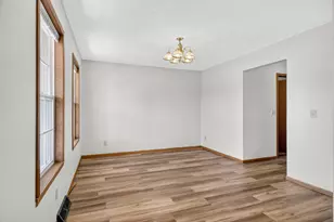 735 Kristi Dr, Byron, IL 61010 - Photo 8