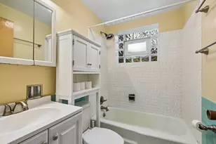 1914 W Farwell Ave, Chicago, IL 60626 - Photo 32