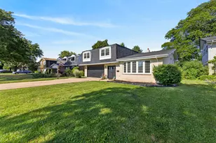 2217 Westwood Dr, Hillside, IL 60162 - Photo 2