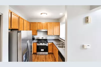 2255 Georgetown Circle, Aurora, IL 60503 - Photo 6