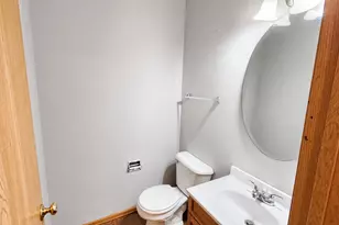 2255 Georgetown Cir, Aurora, IL 60503 - Photo 18