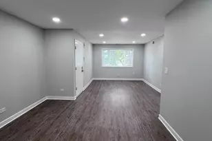 224 E Rimini Ct, Palatine, IL 60067 - Photo 8