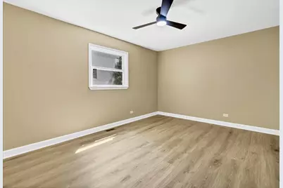 1460 Indian Hill Avenue, Hanover Park, IL 60133 - Photo 12