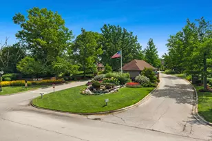 7800 W Foresthill Ln, Palos Heights, IL 60463 - Photo 4