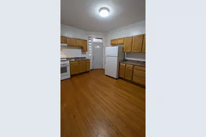 607 E 60th Street #2F, Chicago, IL 60637 - Photo 2