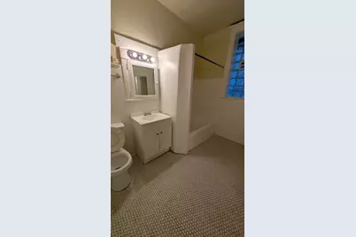 607 E 60th Street #2F, Chicago, IL 60637 - Photo 6