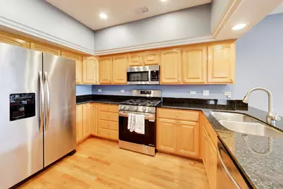 1026 N Ashland Avenue #3, Chicago, IL 60622 - Photo 8