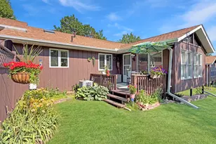 550 N Sierra Dr, Freeport, IL 61032 - Photo 2