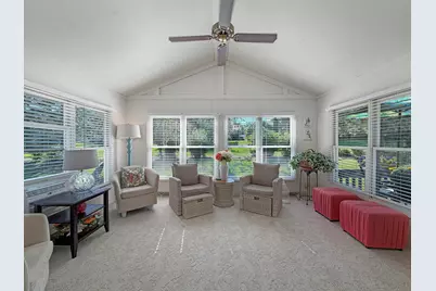550 N Sierra Drive #15, Freeport, IL 61032 - Photo 6