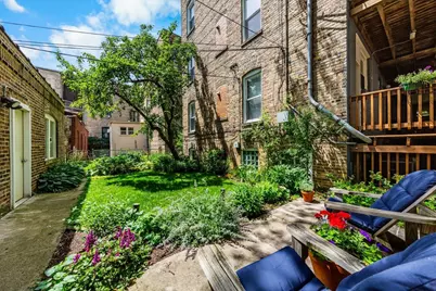 1449 W Rosemont Avenue #2, Chicago, IL 60660 - Photo 24