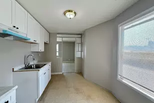 2531 N Tripp Ave, Chicago, IL 60639 - Photo 2
