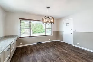 537 N Walnut St, Elmhurst, IL 60126 - Photo 8