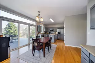 445 Kelly Ave, Yorkville, IL 60560 - Photo 14