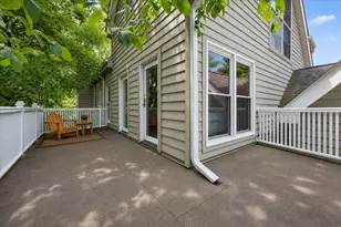 922 Ash St, Winnetka, IL 60093 - Photo 32