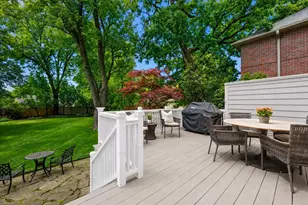 922 Ash St, Winnetka, IL 60093 - Photo 36