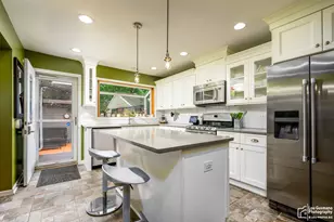1525 Wedgefield Cir, Naperville, IL 60563 - Photo 2