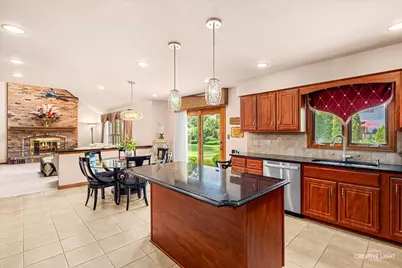 475 Prairie Knoll Drive, Naperville, IL 60565 - Photo 10