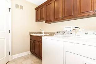 434 W Benton Ave, Naperville, IL 60540 - Photo 36