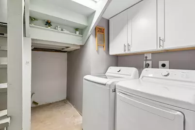 915 N Northwest Highway #2, Park Ridge, IL 60068 - Photo 10