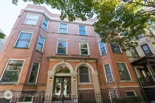 815 W Newport Ave, Chicago, IL 60657 - Photo 1
