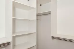 815 W Newport Ave, Chicago, IL 60657 - Photo 10