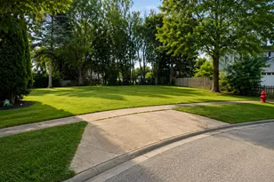 515 Parkside Terrace, Crystal Lake, IL 60014 - Photo 1