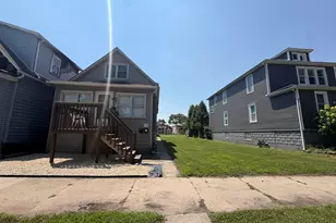13932 S Chippewa Ave, Burnham, IL 60633 - Photo 2
