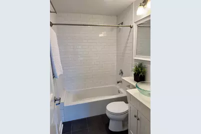 3049 W Grace Street #1, Chicago, IL 60618 - Photo 10